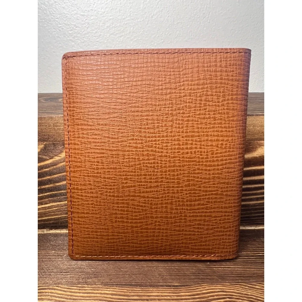 Burberrys of London Vintage Tan Leather Bifold Wallet with Box‎